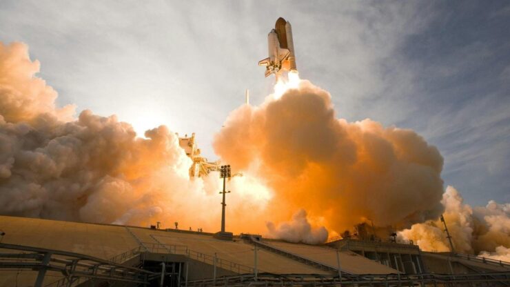 Understanding Why Rockets Need to Reach 25,000 mph to Escape Earth’s Gravity
